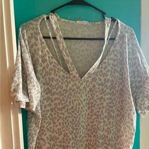 Womens size Lg cheetah print shirt